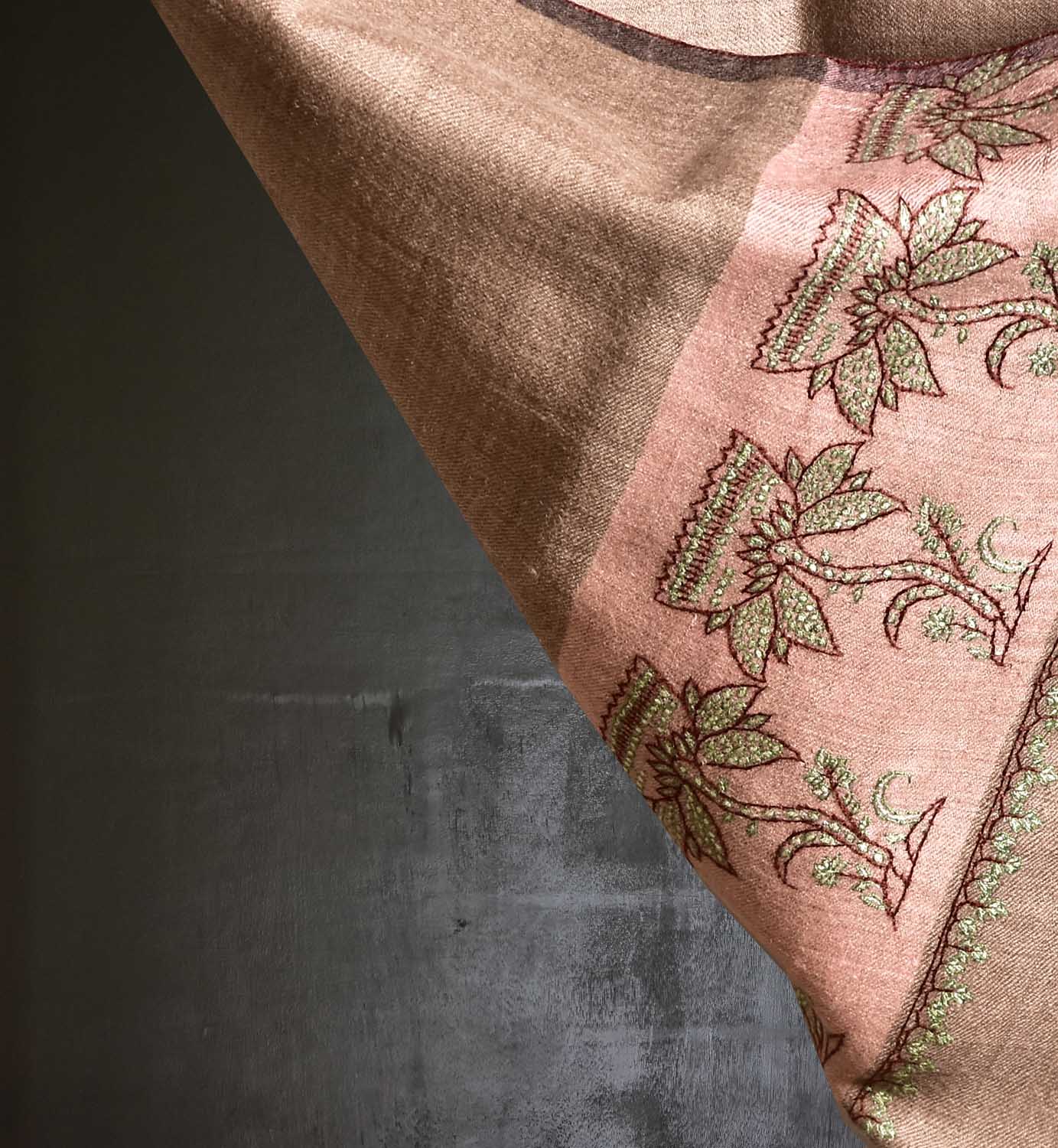 Natural Pashmina Shawl with Pink Borders and Fine Embroidery - Image 3